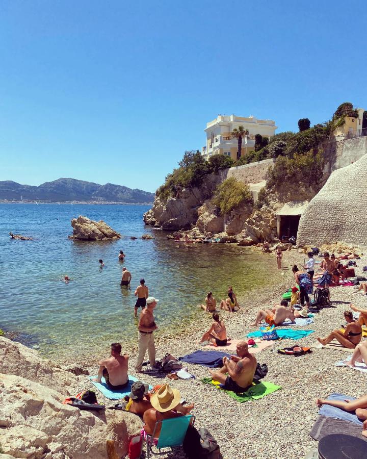 Vaste Et Charmant Loft Climatise Au Coeur De Marseille Luaran gambar
