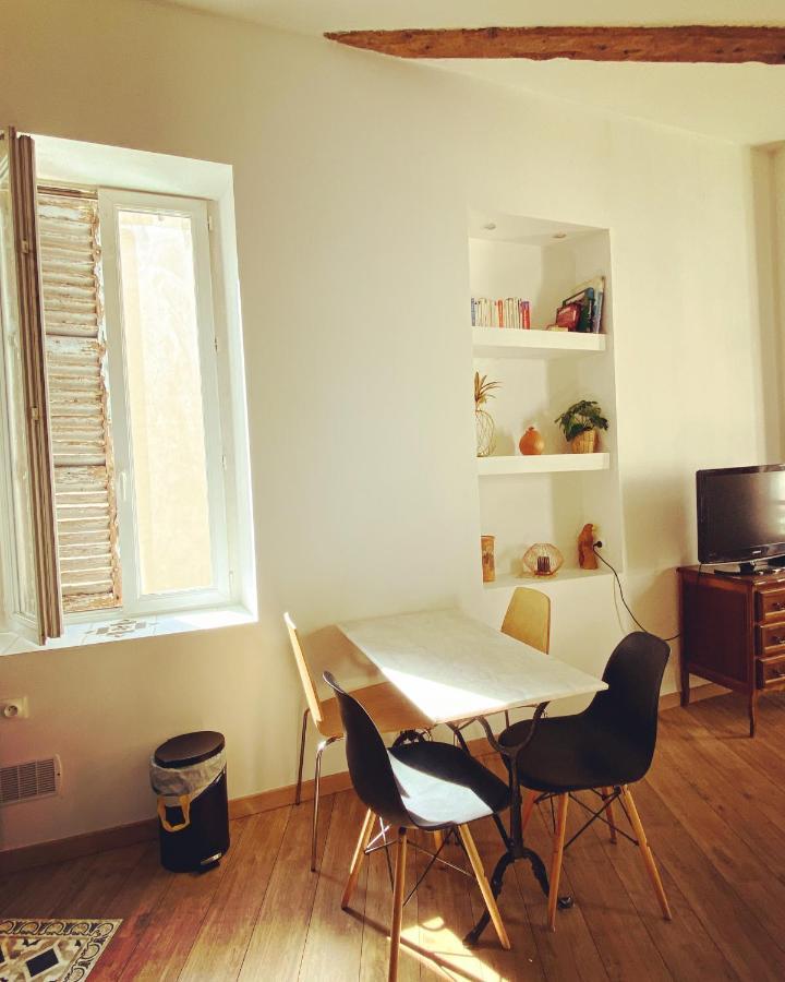 Vaste Et Charmant Loft Climatise Au Coeur De Marseille Luaran gambar