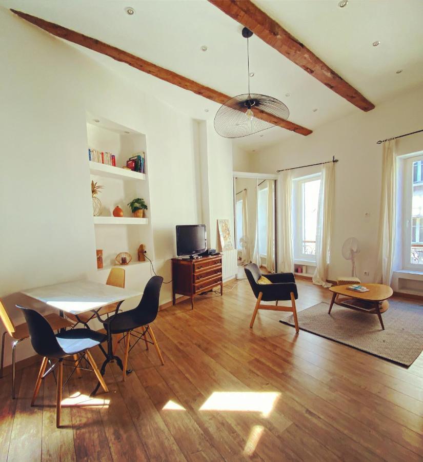 Vaste Et Charmant Loft Climatise Au Coeur De Marseille Luaran gambar